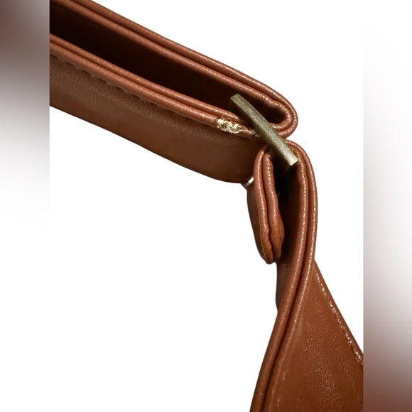 SASH LESS THAN PERFECT/LTP - Faux LEATHER in color Musana - Picture 9 of 9